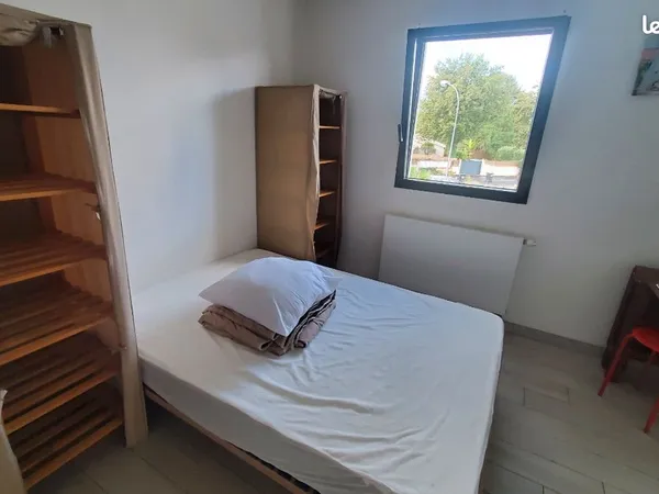 Location chambre meublée