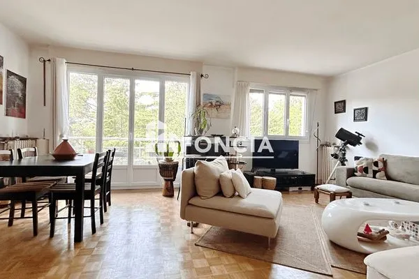 Appartement 4 pièces 82 m²