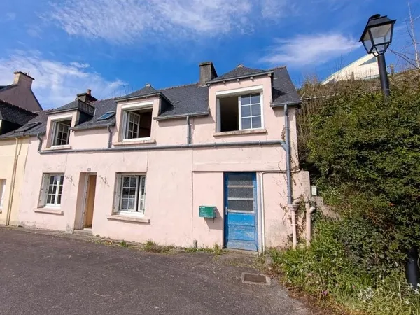 29520 Châteauneuf du Faou maison au calme avec vue 2 / 3 chambres