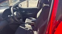 Toyota Yaris 116h Design 5p MC24 — photo 12