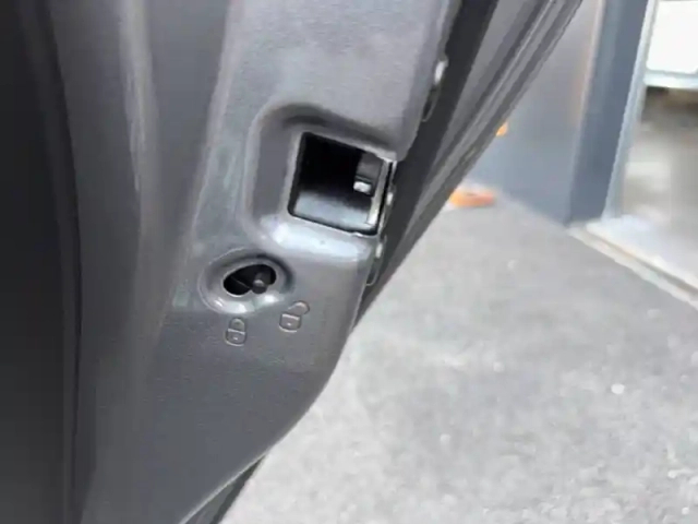 Renault Clio tce 90 ch gsr2 — photo 15