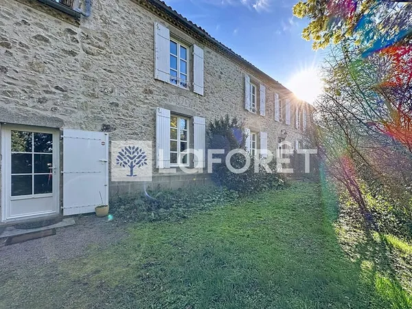 Maison en pierre - Bressuire centre