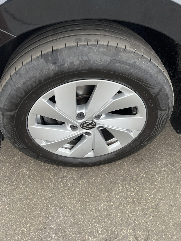 Volkswagen Passat — photo 38