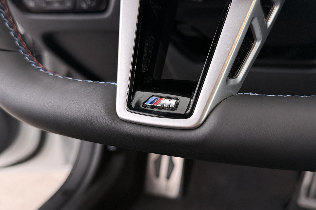BMW I4 — photo 22