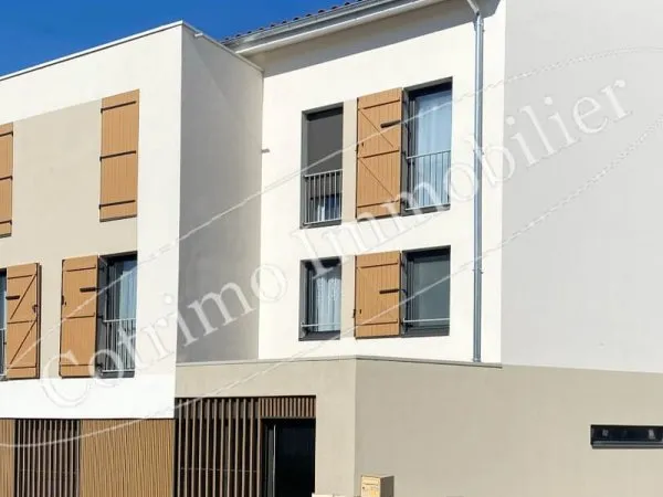 GENAS Local activité bureau de 68m² en rez de chaussée