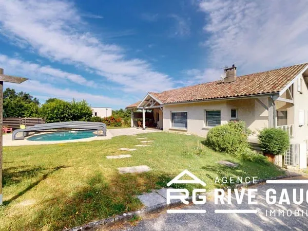 Villa 5 pièces 204 m²