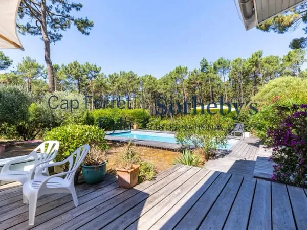 Maison 6 pièces 140 m²