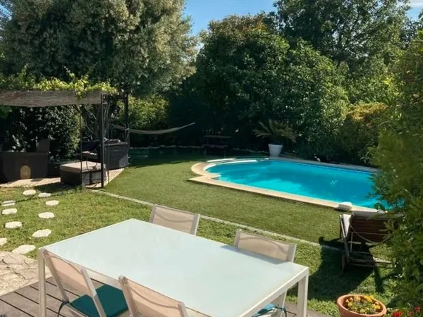 Villa à Sommières 119m² avec garage aménagé