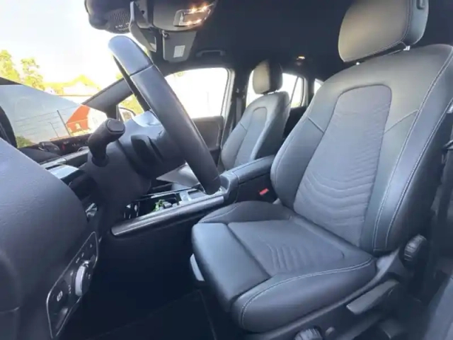 Mercedes Gla 200 progressive line — photo 15