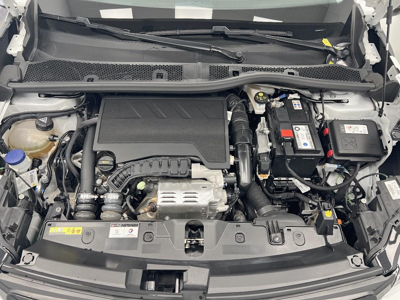 Peugeot 2008 puretech 130 s&s bvm6 roadtrip — photo 14