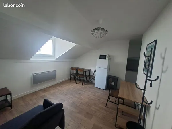 T2 meublé 22 m² - Quimper rue Aristide Briand - Disponible immédiatement