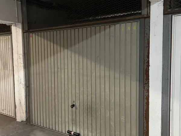 A louer - Garage fermé résidence Flandre