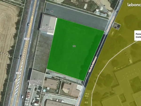 Terrain constructible à vocation économique - 3 162 m² - Saint-Ouen-d'Aunis (17) - Axe D137