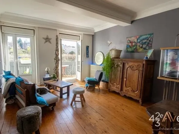 Charmant T4 style Bourgeois avec balcon