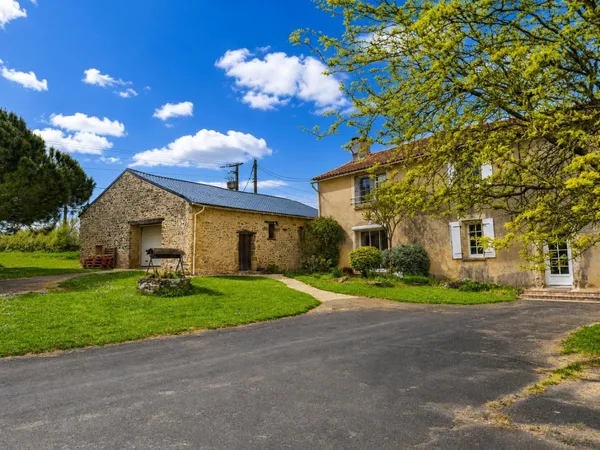 Maison 189 m² - 4 chambres avec jardin et garage - Terrain 1500m²