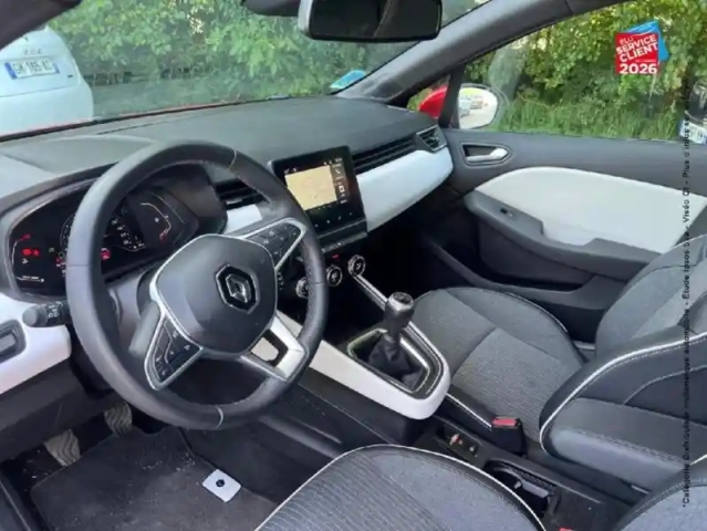Renault Clio 1.0 tce 90ch intens -21n — photo 15
