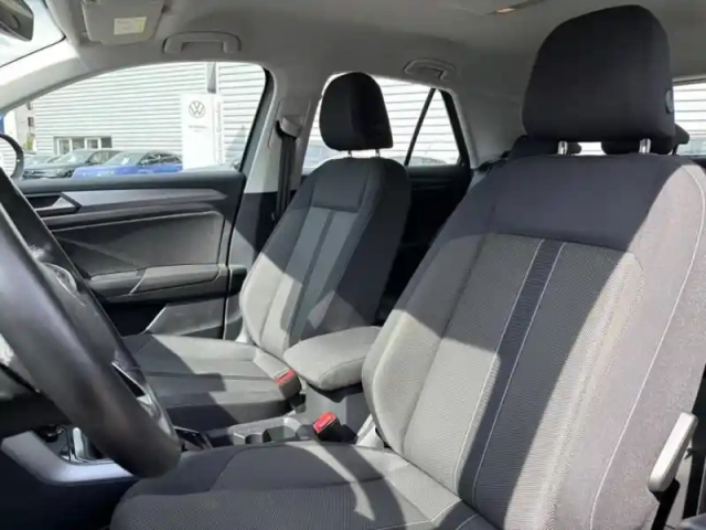 Volkswagen T-Roc 1.5 tsi evo 150ch life plus dsg7 — photo 14