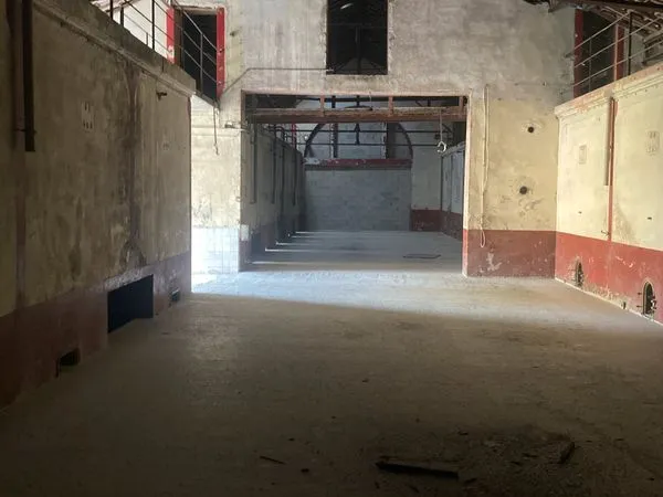 Hangars locaux stockage ou activités proche Uzès