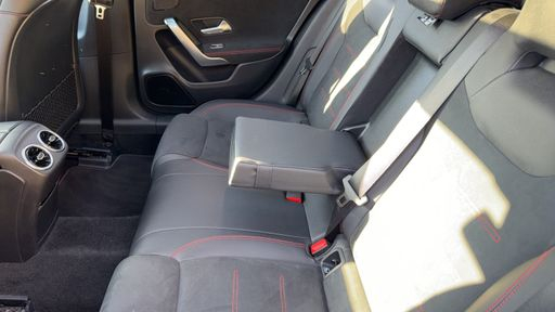 Mercedes Classe A 200 163 7G-DCT - AMG Line – 2019 – 86711 km – Essence – Boîte Automatique — photo 7