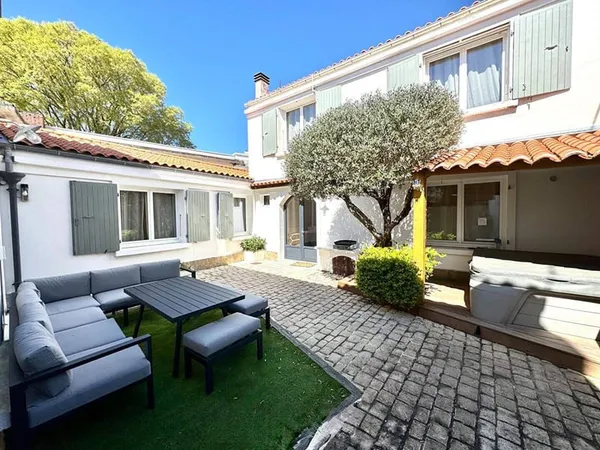 Maison 6 pièces 157 m²