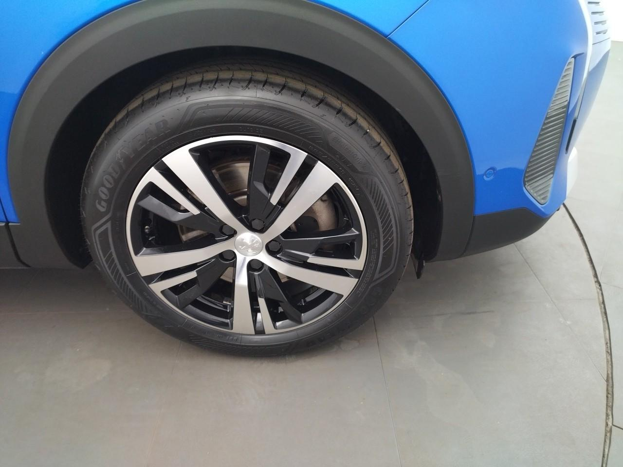 Peugeot 3008 hybrid 225 e-eat8 gt — photo 27