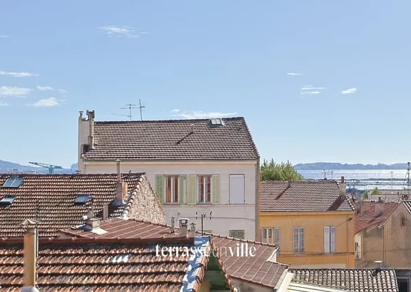 Exclusivité - Immeuble loué - 3 appartements - 100 m2 - Vue