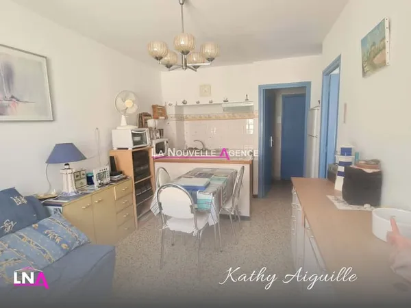 APPARTEMENT T2 AVEC CELLIER - PLEIN CENTRE VILLAGE