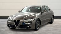 Alfa Romeo Giulia 2.2 JTD 150ch AT8 — photo 1