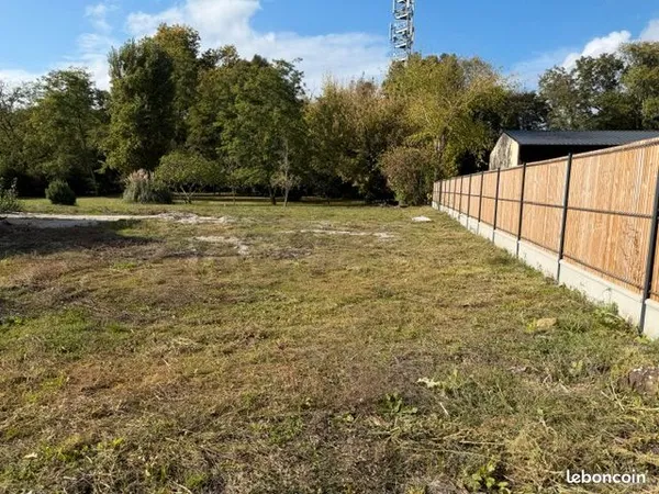 Terrain 645m2 Plein centre