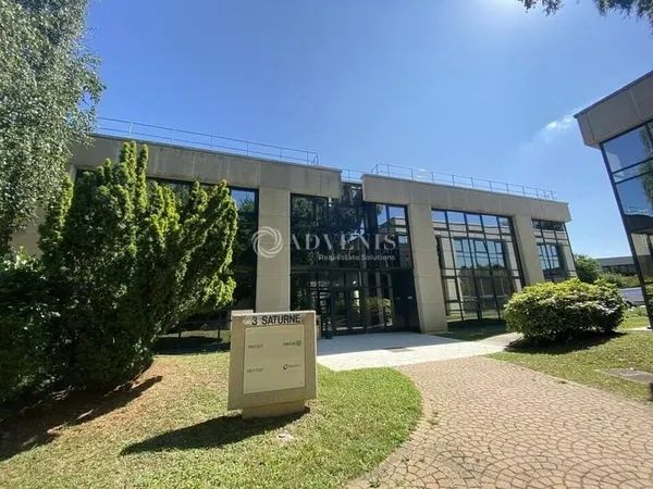 Bureaux 290 m²