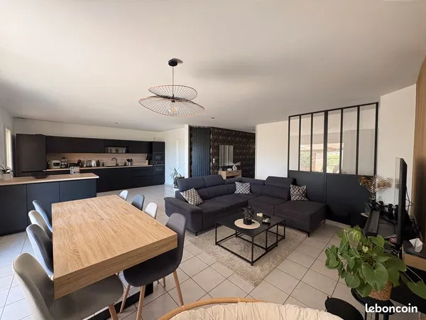 Maison - 4 pièces - 92m²