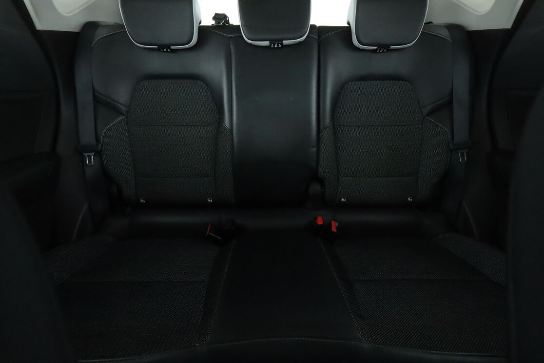 Renault Captur 1.5 Blue dCi Intens EDC — photo 14