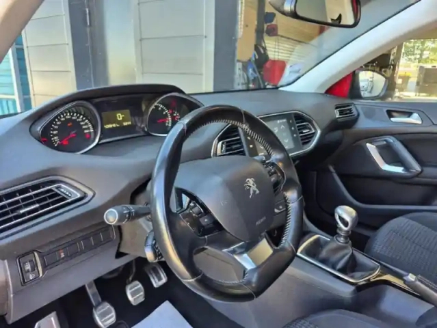 Peugeot 308 ii puretech 110 s&amp;s style — photo 20