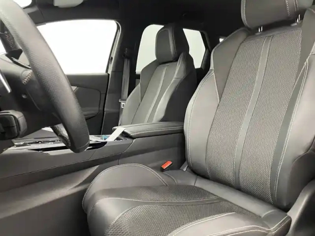 Peugeot 3008 hybrid 136 e-dcs6 — photo 14