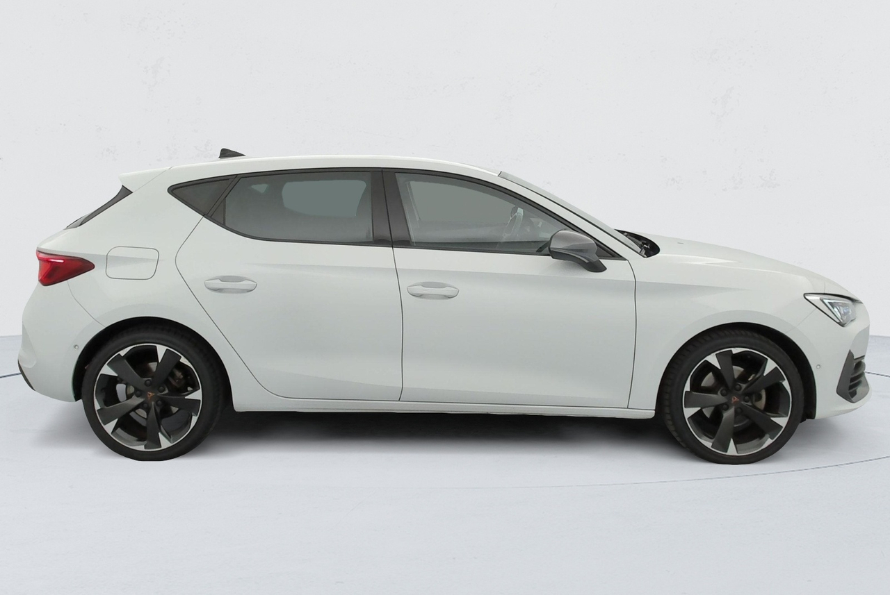 Cupra Leon — photo 6
