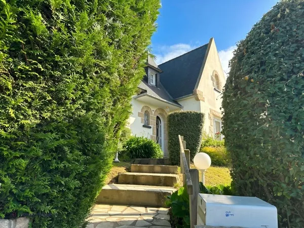 MAISON FAMILIALE NÉO-BRETONNE - 4 CHAMBRES - JARDIN - SOUS-SOL COMPLET - TRÉGUEUX