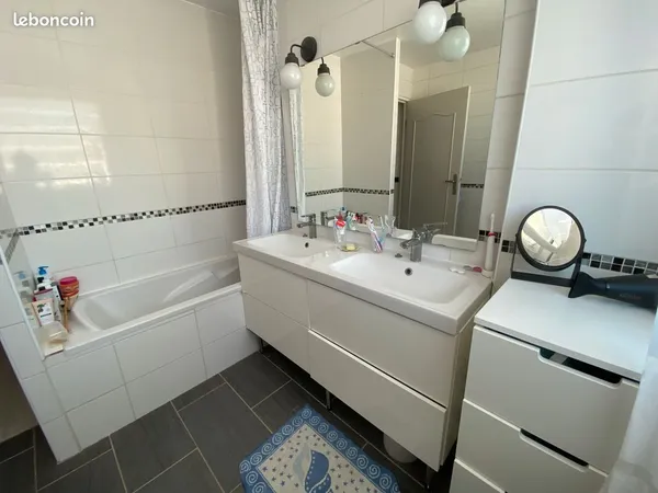 Appartement 3 pièces lumineux de 70 m² avec balcon