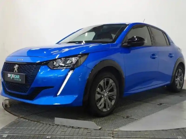 Peugeot 208 e- 136ch style — photo 1