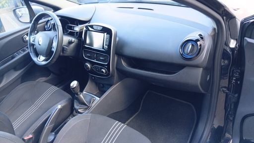 Renault Clio 0.9 TCe 90 - Intens – 2017 – 88288 km – Essence – Boîte Manuelle — photo 20