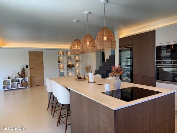 Villa contemporaine 199m² — Piscine & vue Ventoux — Tavel