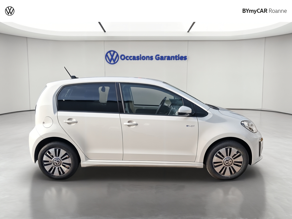 Volkswagen e-UP Electrique — photo 6