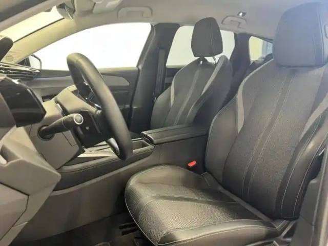 Peugeot 308 sw 1.2 puretech 130ch s&amp;s allure pack eat8 — photo 6