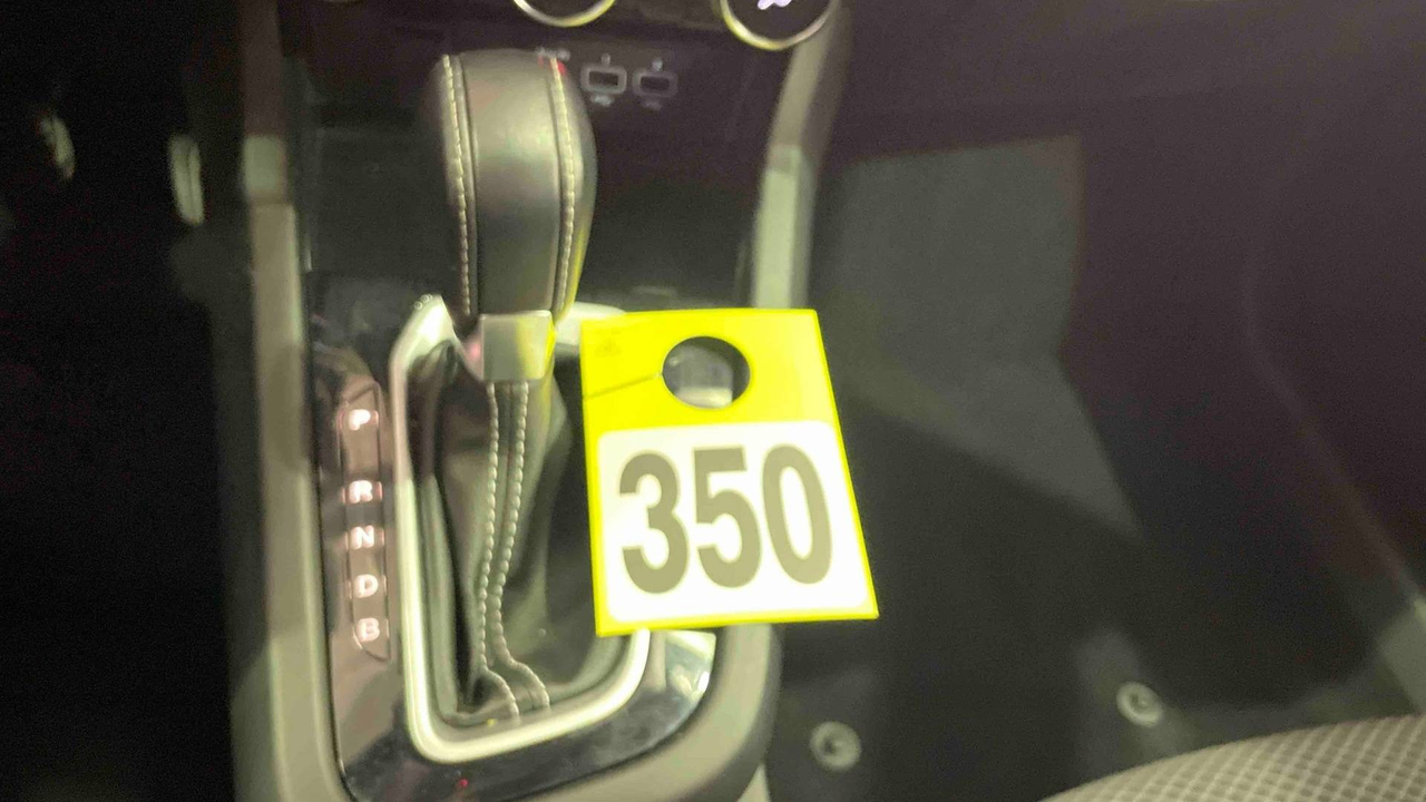 Renault Arkana E-Tech hybride 145 - 22 — photo 19