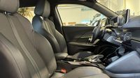 Peugeot 2008 1.5 BlueHDi 130ch S&S GT Line EAT8 7cv — photo 15