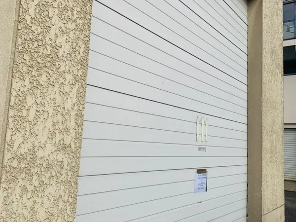276 m2 entrepot à LOUER