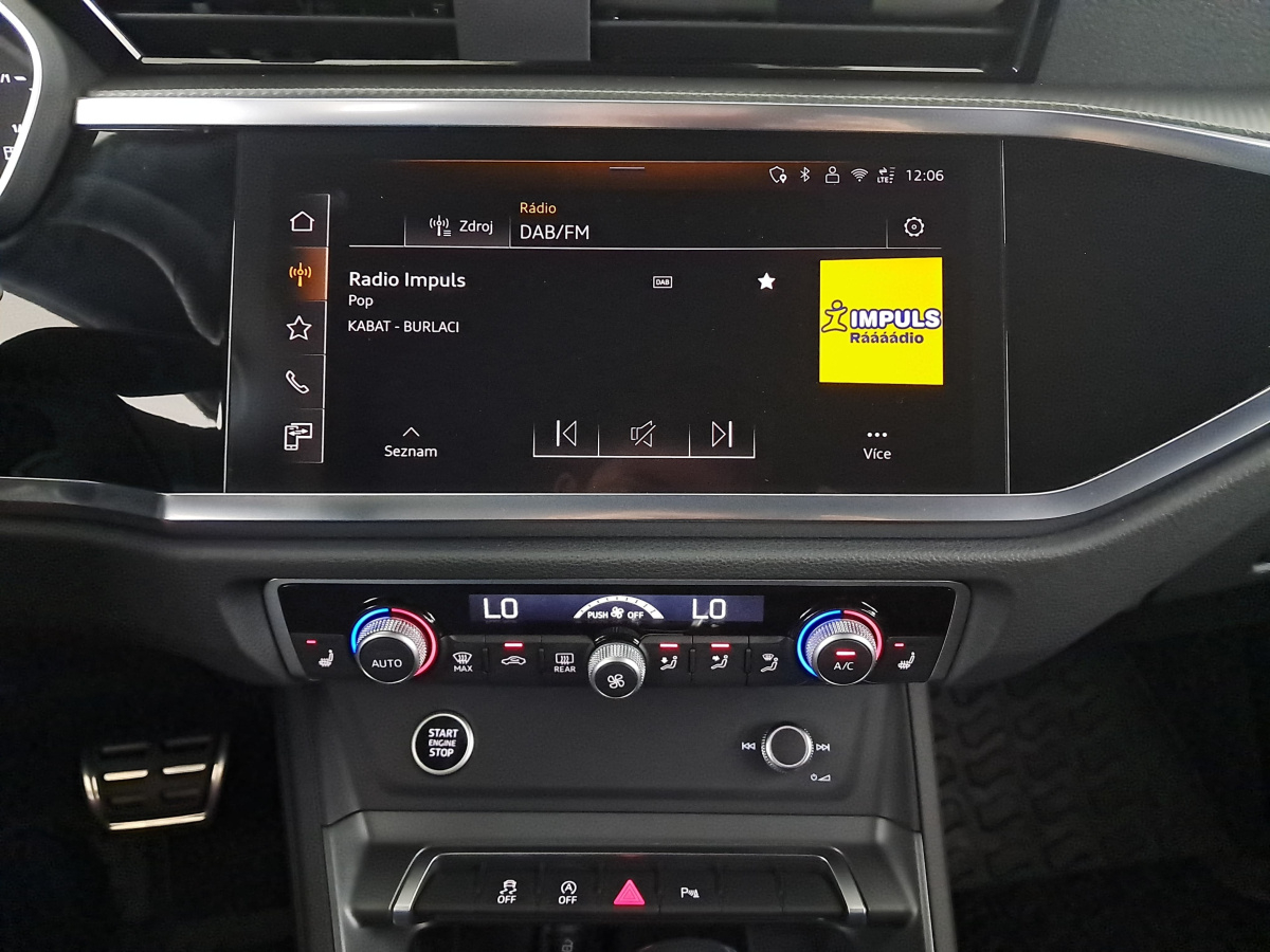 Audi Q3 — photo 15