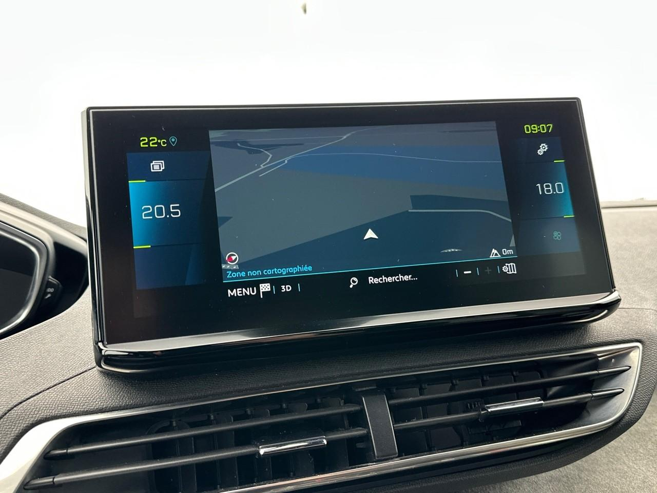 Peugeot 3008 hybrid4 300 e-eat8 gt — photo 10