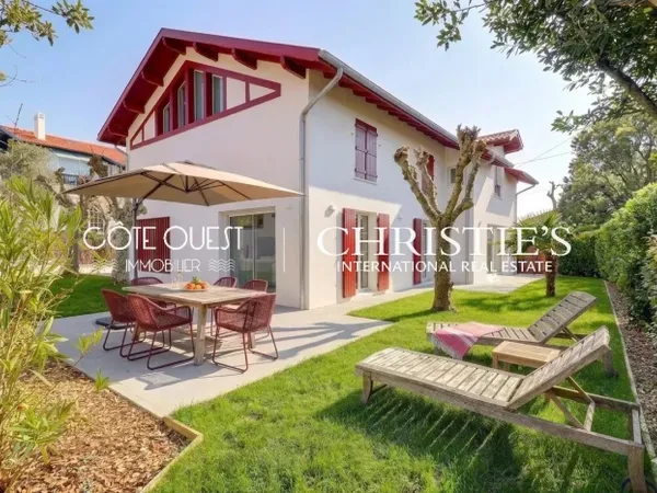 À vendre Biarritz - Maison entièrement rénovée quartier Beauriva