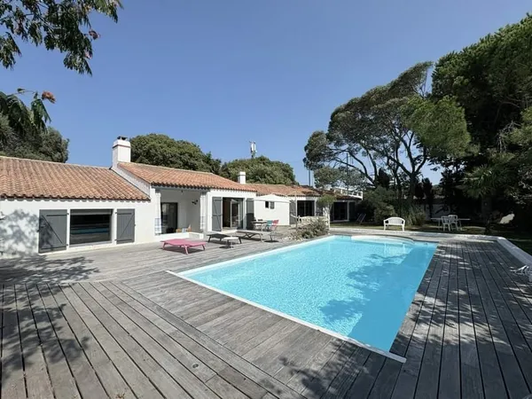 Propriété à l'Orée du Bois de la Chaise