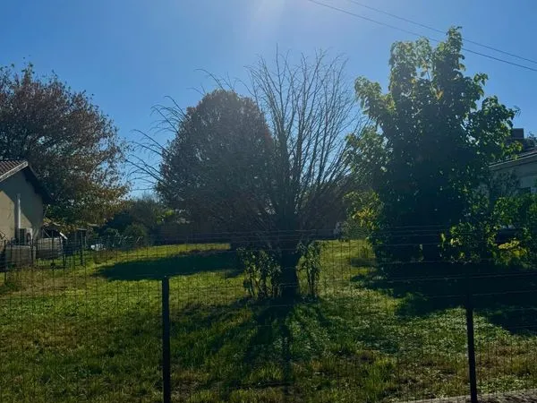 Terrain à bâtir de 435 m² à HOURTIN (33)